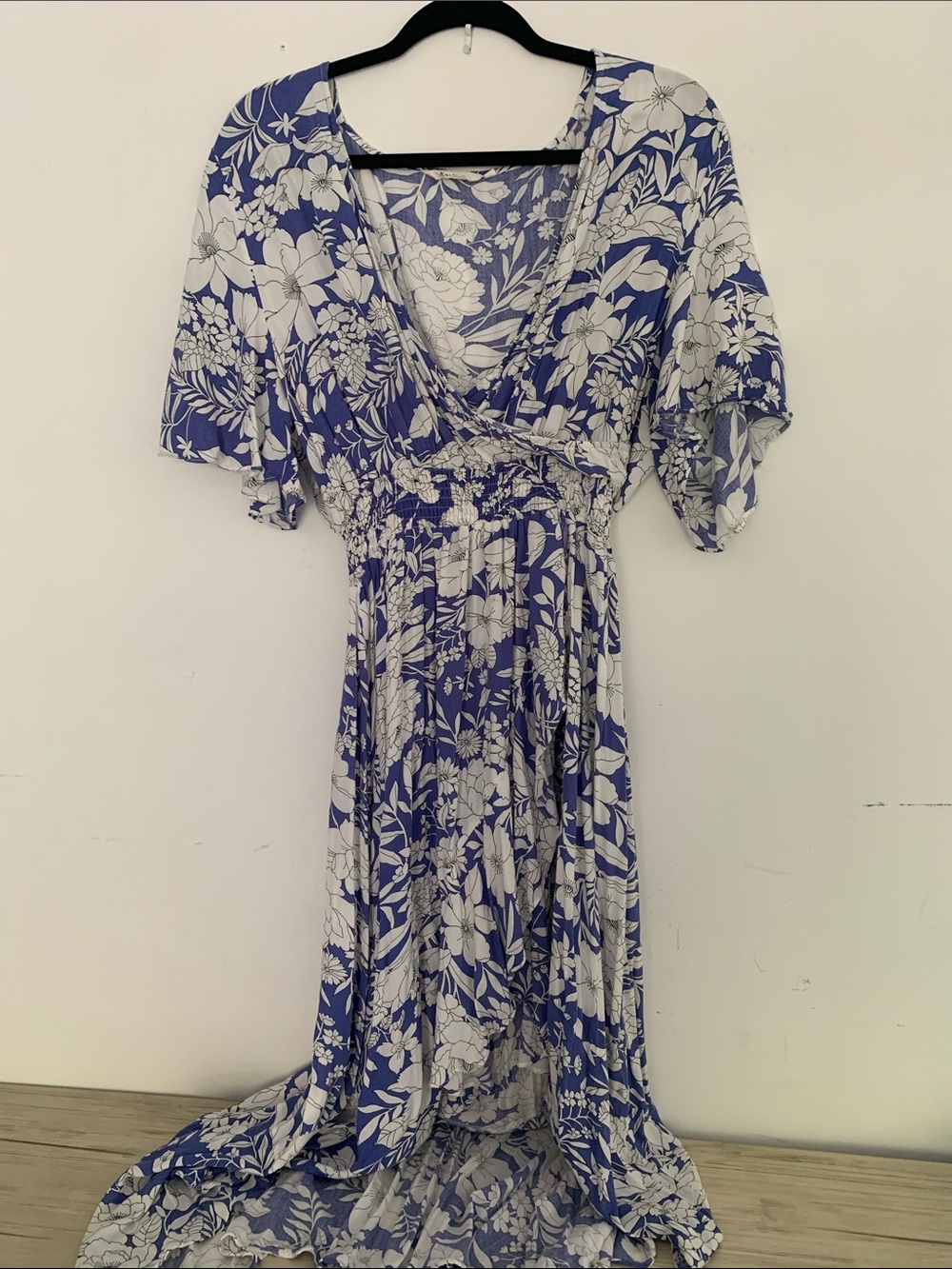 EUC KorMei Blue and White Floral High Low Maxi Dress with Smocked Waist XL - Picture 2 of 9
